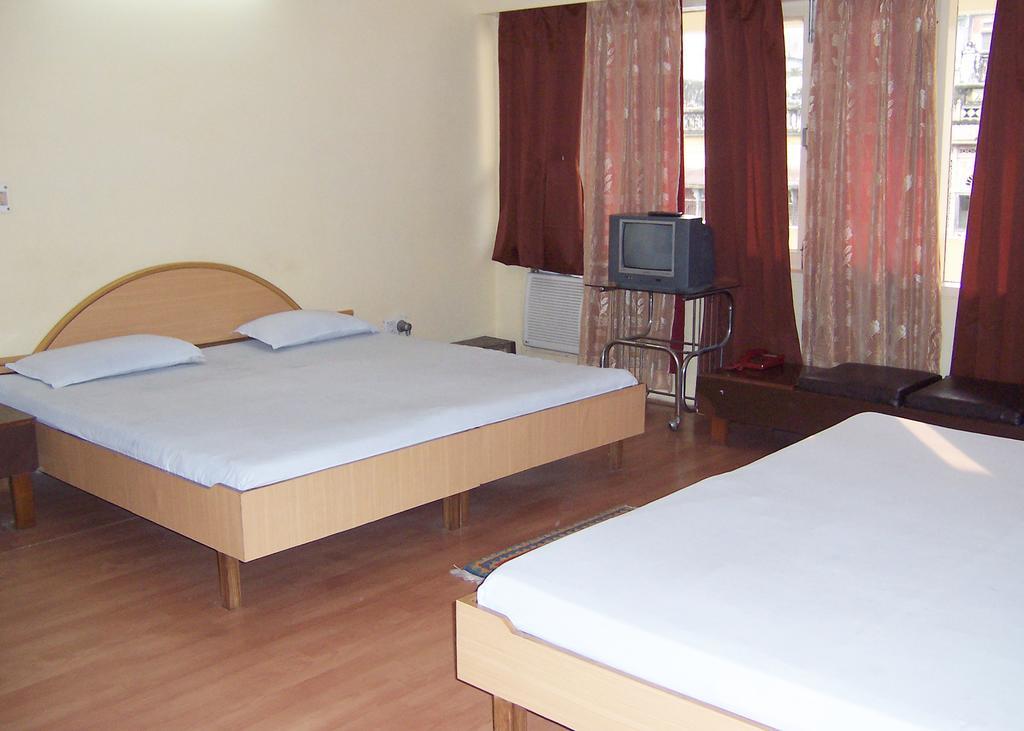 Hotel Mansarover International Харідвар Екстер'єр фото
